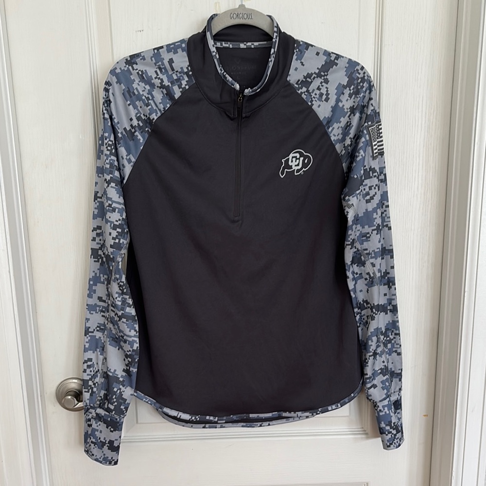 Colosseum CU Black and Gray Quarter-Zip Pullover